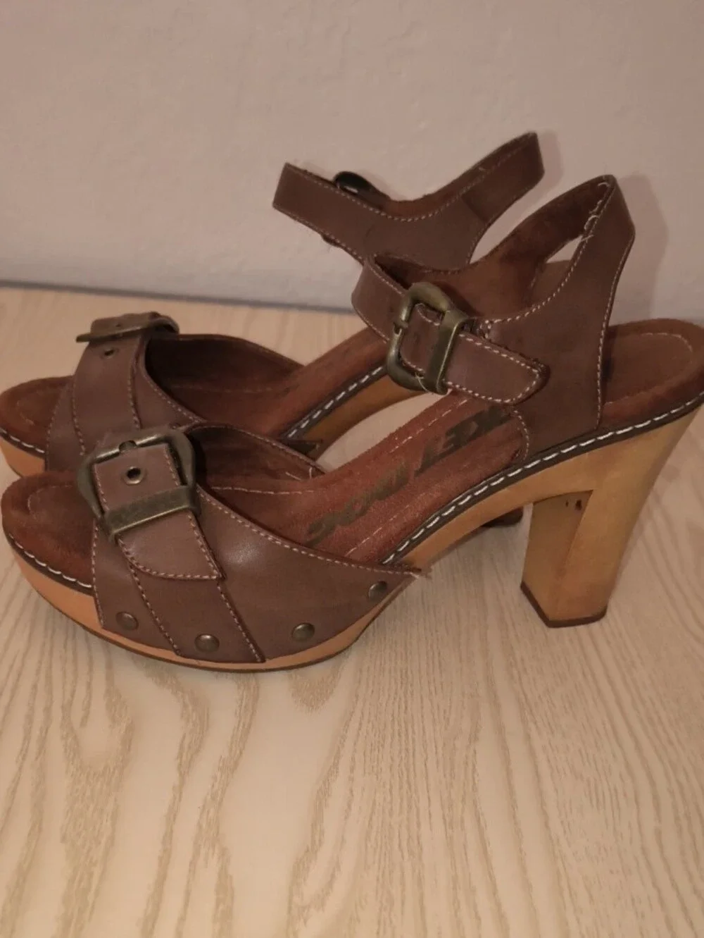Rocket Dog Vintage Chunky Brown Faux Leather Platform Wedge Sandals Y2K Sz 8 VTG